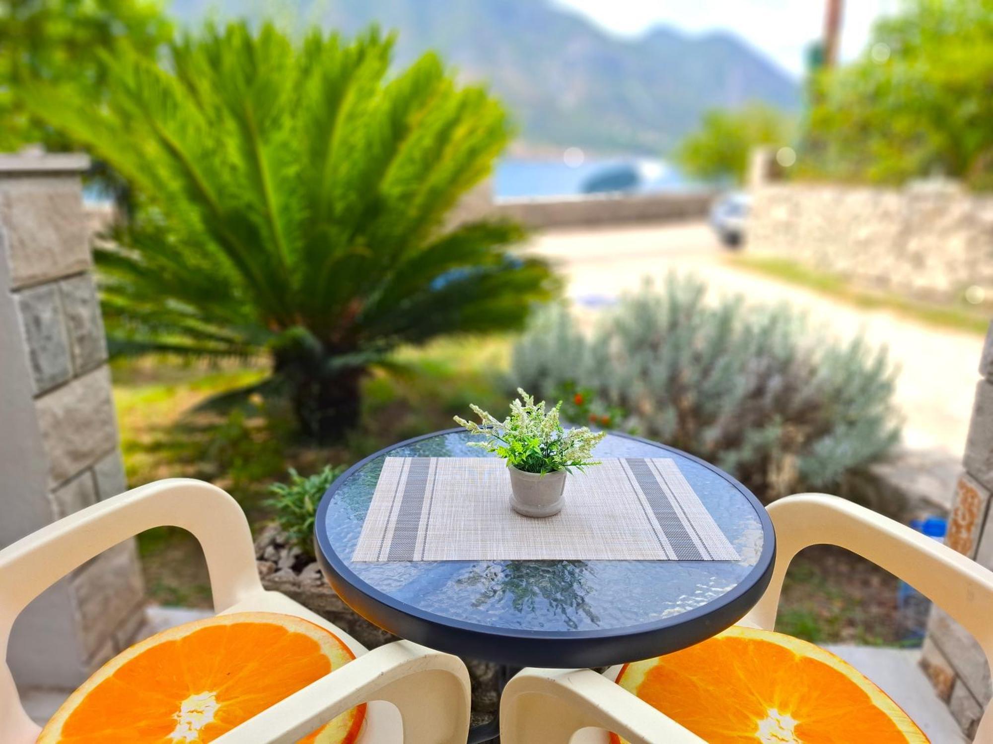 Kadena Apartments Kotor Luaran gambar