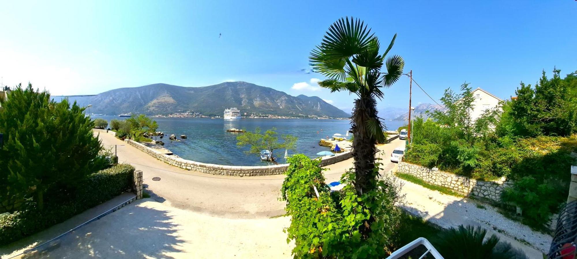 Kadena Apartments Kotor Luaran gambar